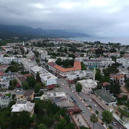 Fevkalade & Aparts Apartment *
